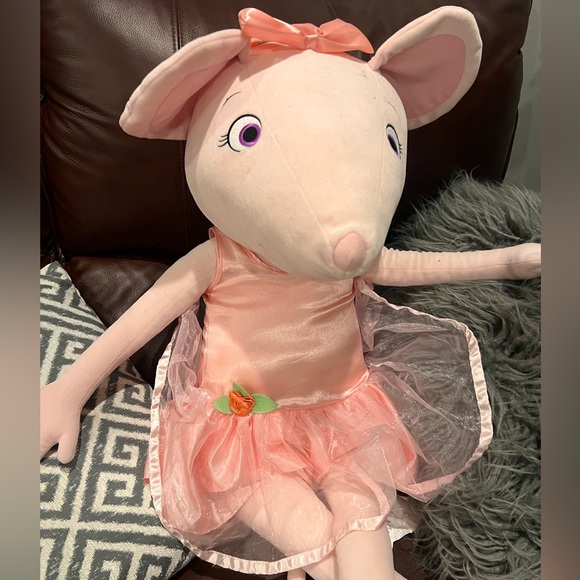 Jumbo Madame Alexander Angelina Ballerina Pink Plush Mouse Doll 36" - Picture 4 of 4